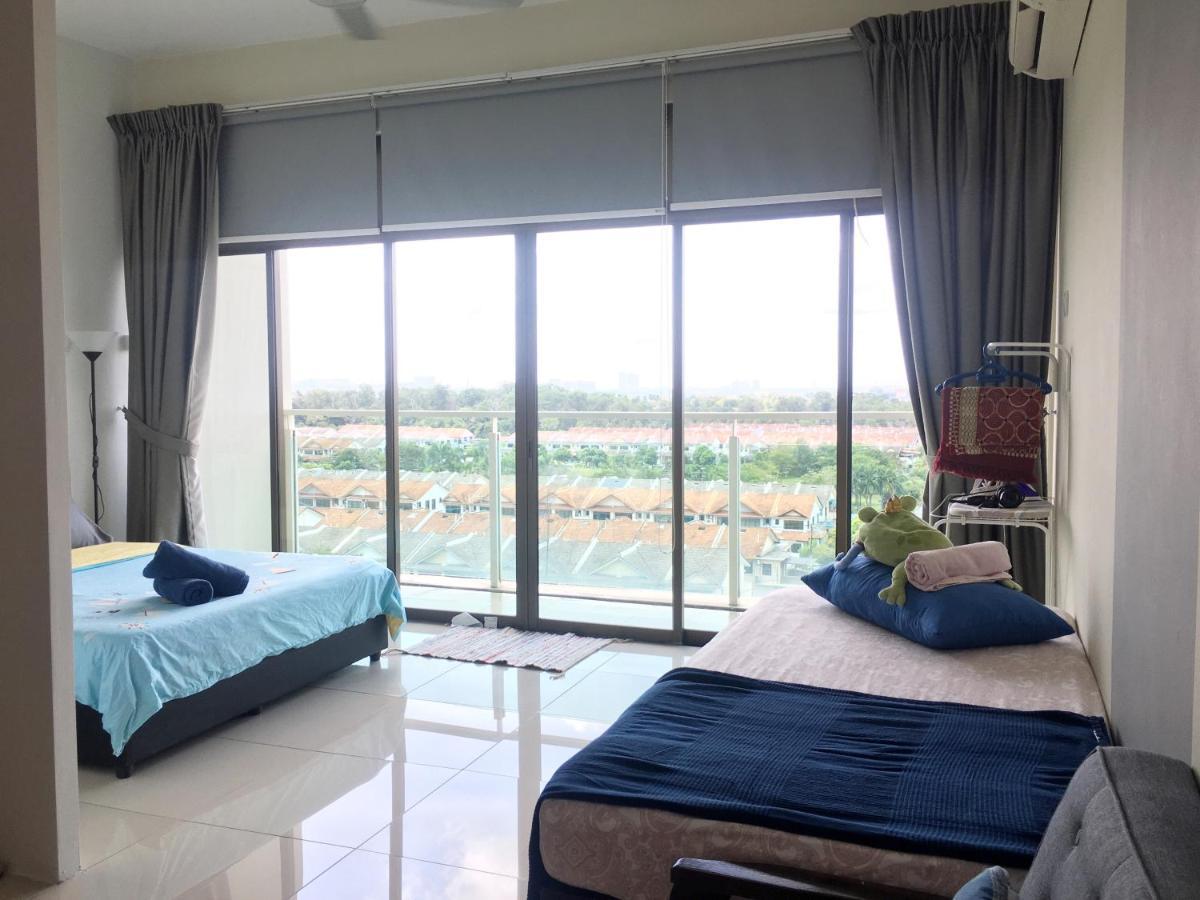 Palazio Serviced Apartment In Mount Austin Near Aeon Ikea Toppen Hsi Джохор Бахру Екстериор снимка