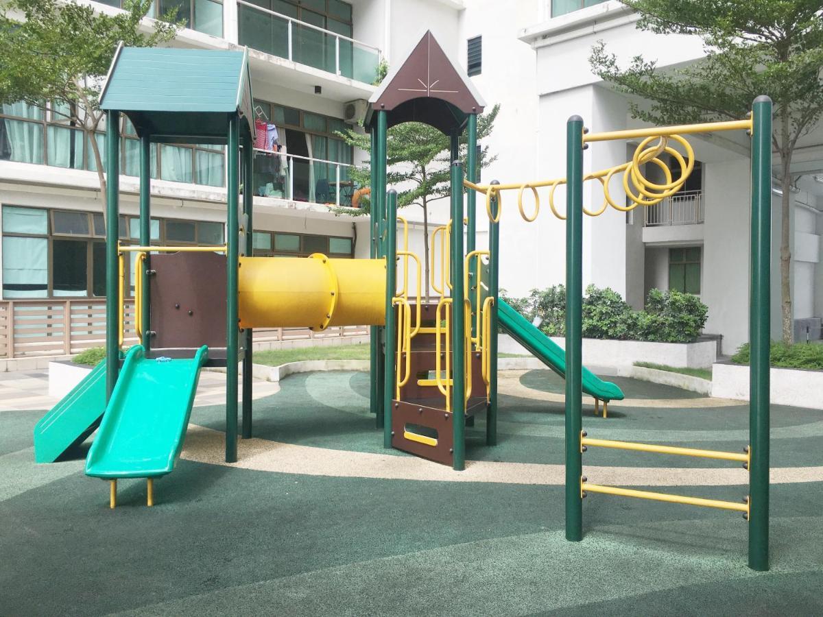 Palazio Serviced Apartment In Mount Austin Near Aeon Ikea Toppen Hsi Джохор Бахру Екстериор снимка