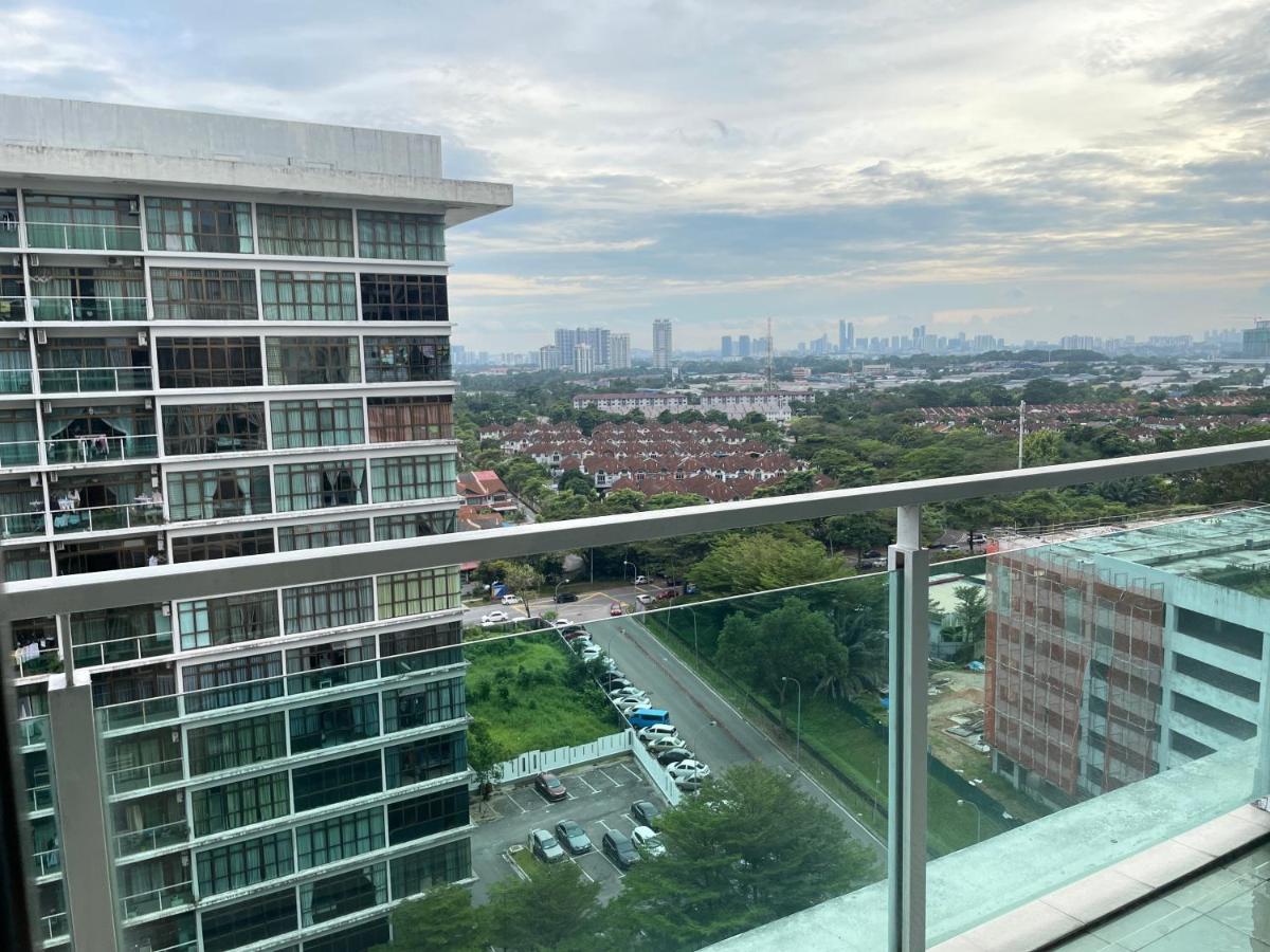 Palazio Serviced Apartment In Mount Austin Near Aeon Ikea Toppen Hsi Джохор Бахру Екстериор снимка