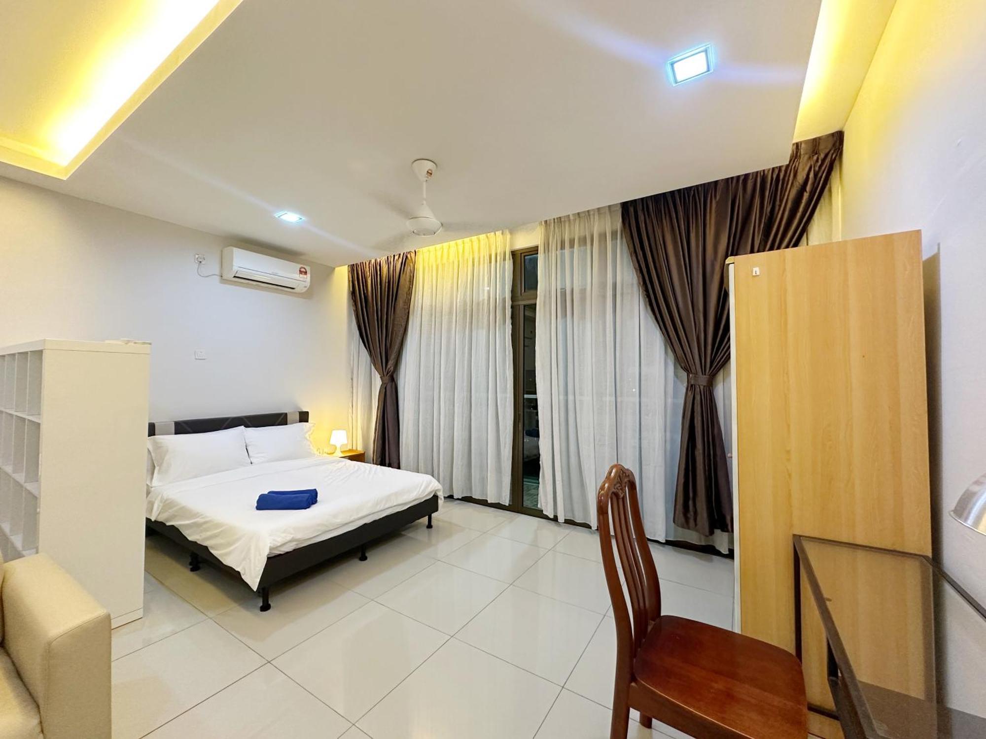 Palazio Serviced Apartment In Mount Austin Near Aeon Ikea Toppen Hsi Джохор Бахру Екстериор снимка